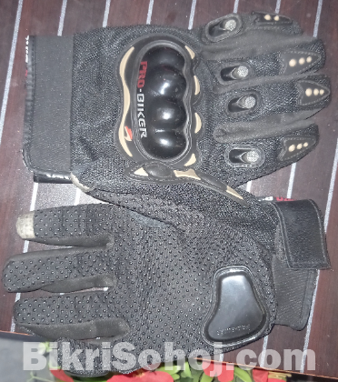 Riding hand gloves